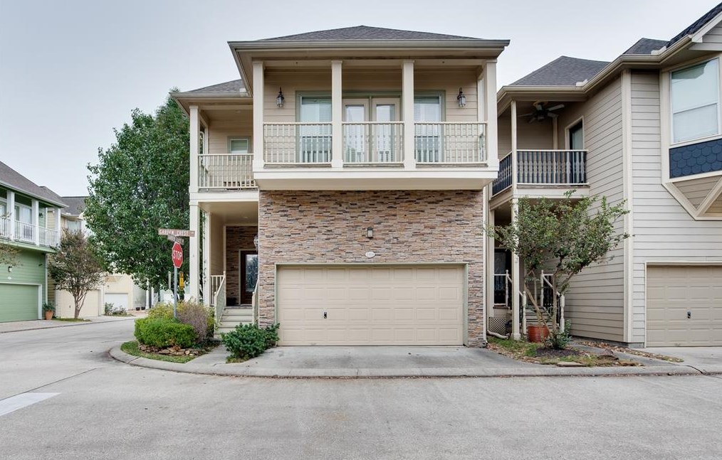 3414 Garden Crest Ln, Houston TX  77018-6345 exterior