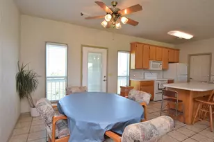 960 Alberdie Dr, Crystal Beach, TX 77650 - Photo 20