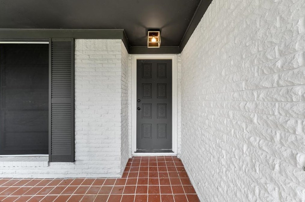 1210 Walker Rd, Baytown, TX 77521