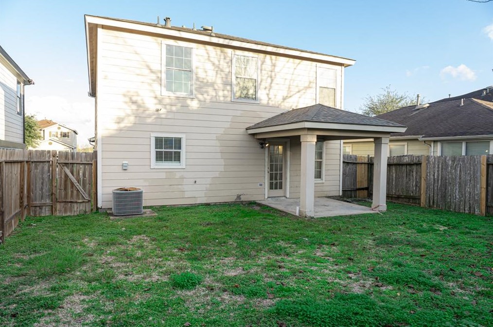 9414 Freemont Fair Ct, Houston, TX 77075