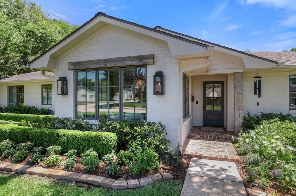 6201 Briar Rose Dr, Houston, TX 77057-3503
