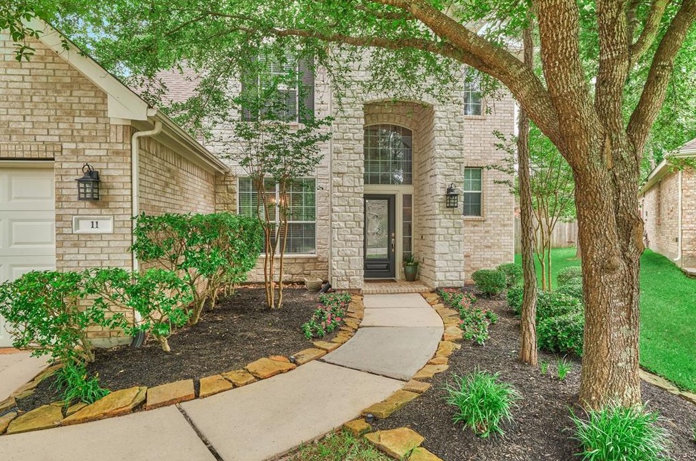 11 Red Adler Pl, Spring, TX 77382