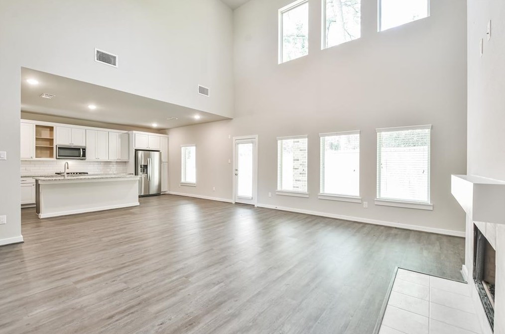 103 Silver Crescent Cir, Spring TX  77382-1072 exterior