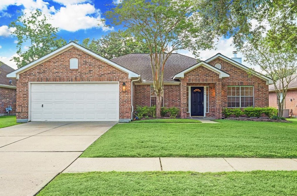 5108 Cherrywood Ct, League City, TX 77573
