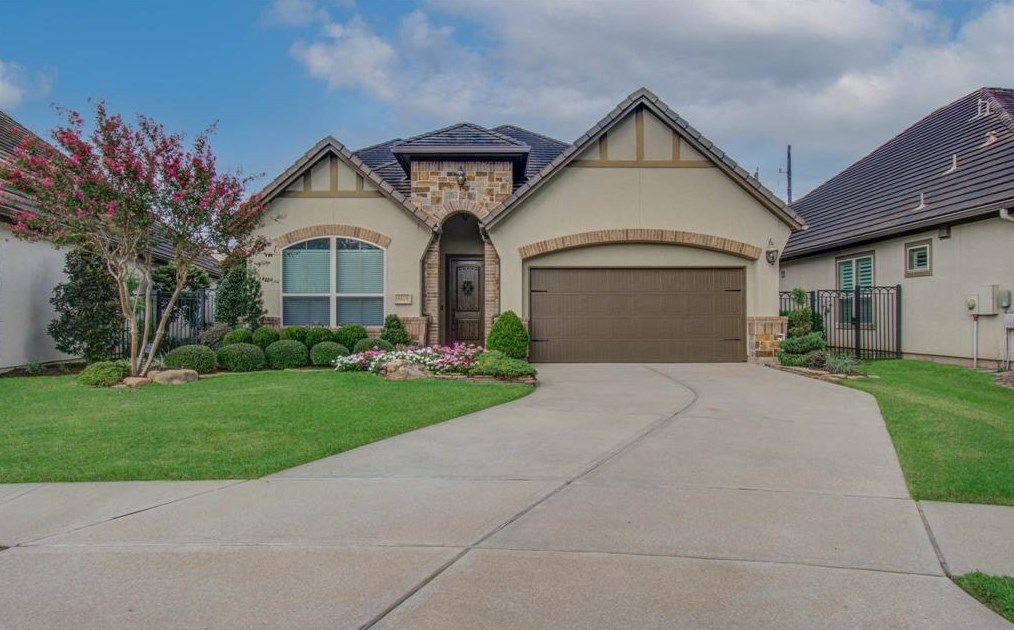 5019 Fairford Dr, Sugar Land, TX 77479