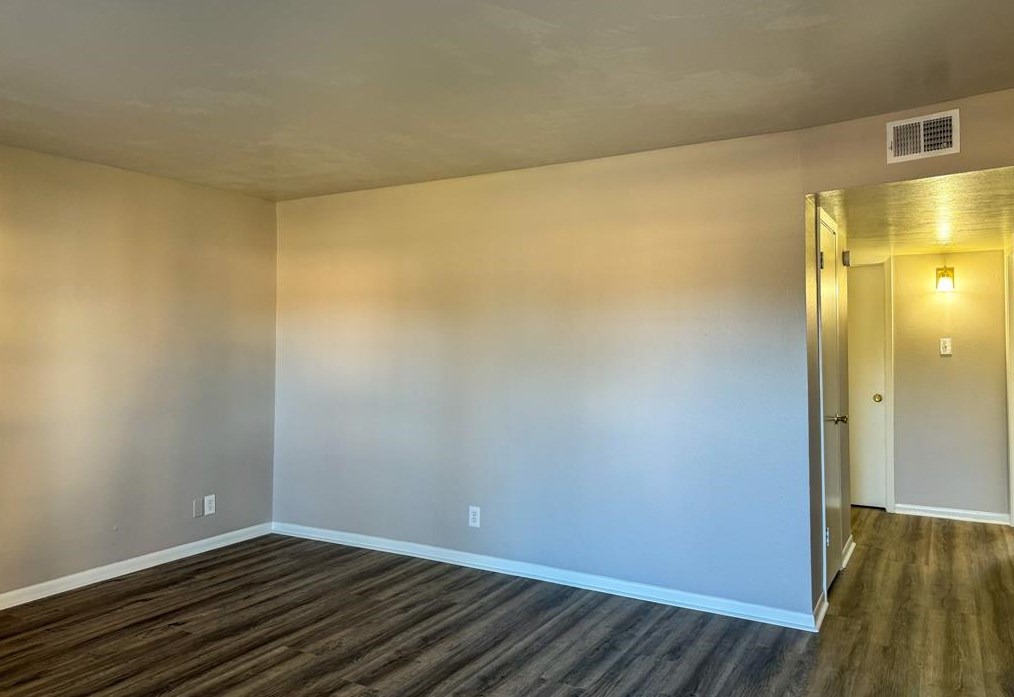 2102 5th Ave N #7, Texas City, TX 77590