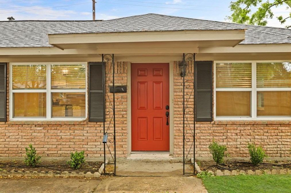 9503 Vilven Ln, Houston TX  77080-5325 exterior