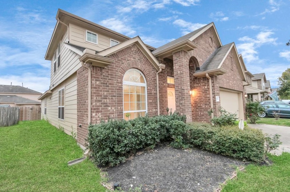 19511 Little Pine Ln, Katy, TX 77449