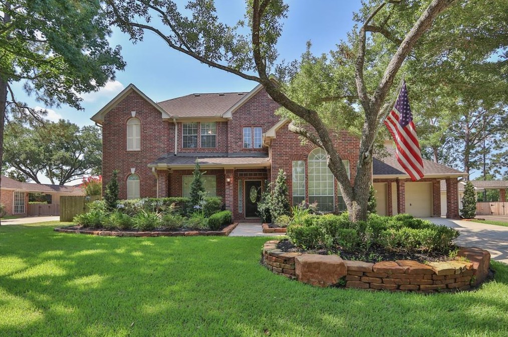 15906 El Dorado Oaks Dr, Houston, TX 77059-4046