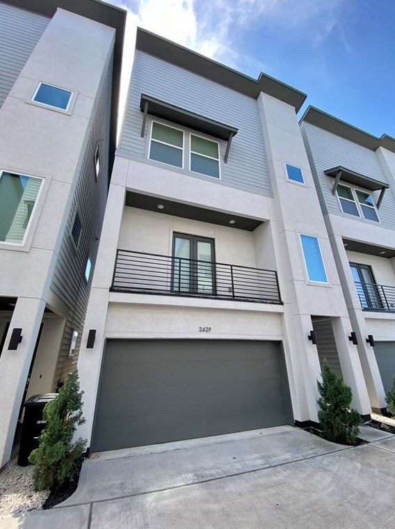 2629 Hutchins St, Houston, TX 77004