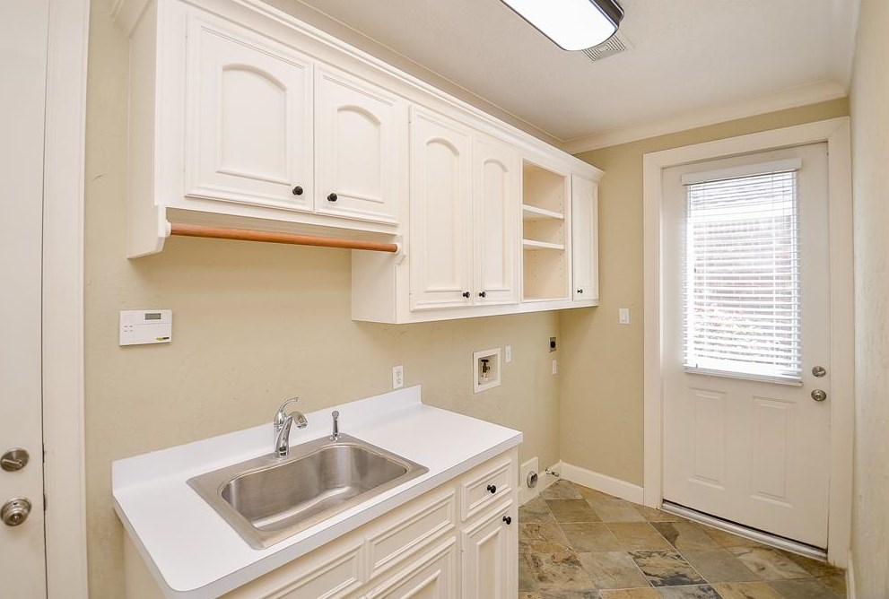 4503 Wentworth Dr, Fulshear TX 77441-4226 exterior