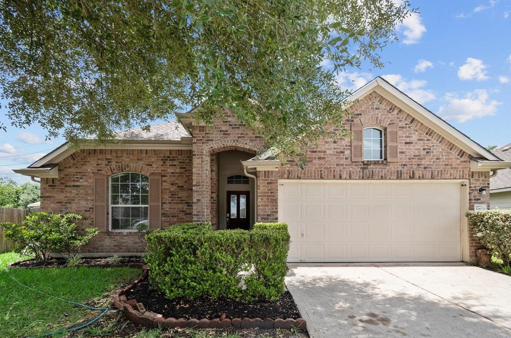 21703 Saragosa Pond Ln, Spring, TX 77379-6684