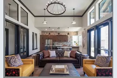 4611 N Interstate 35 Frontage Rd, Austin, TX 78722 - Photo 26