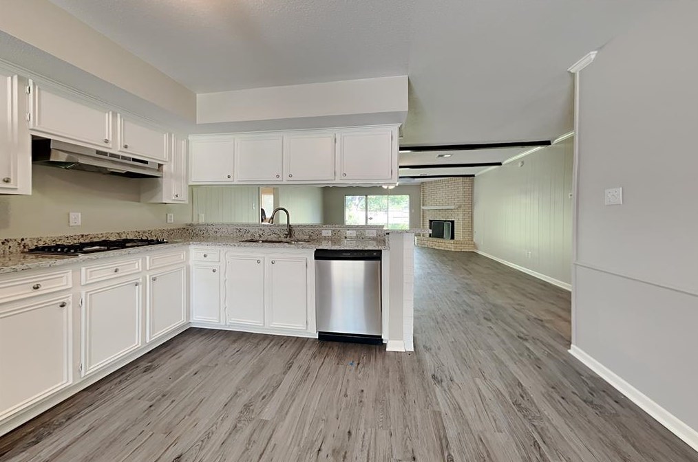 21418 Greenham Dr, Spring TX  77388-9335 exterior