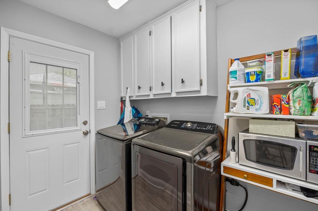 12331 Westmere Dr, Houston TX 77077-3717 exterior