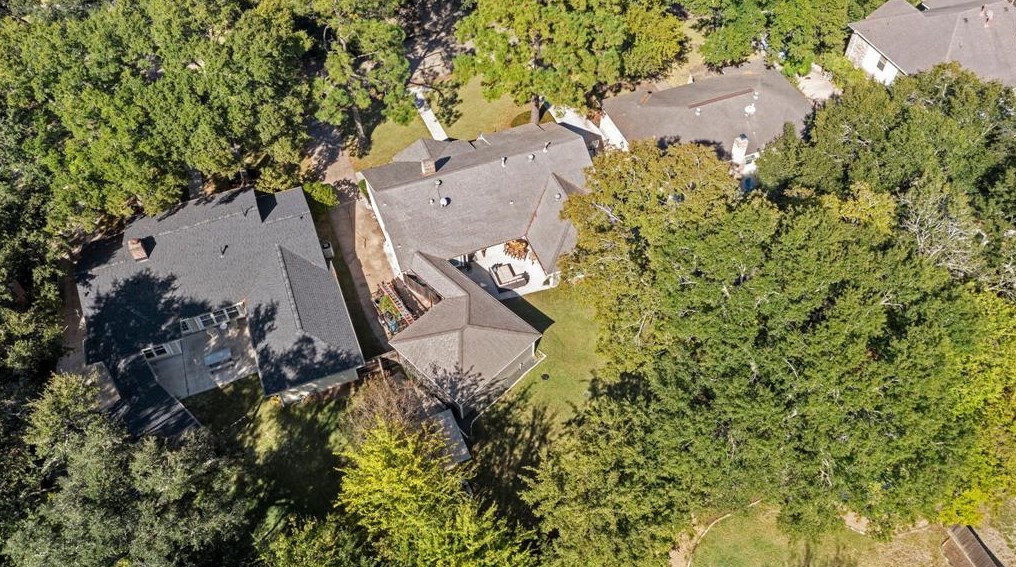 12331 Westmere Dr, Houston TX 77077-3717 exterior