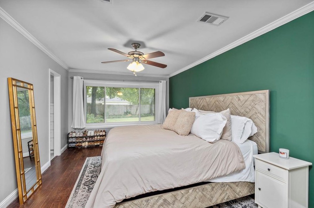 12331 Westmere Dr, Houston TX 77077-3717 exterior