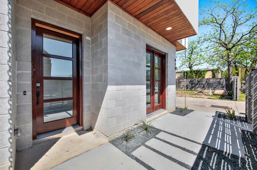 819 W 17th St, Houston, TX 77008