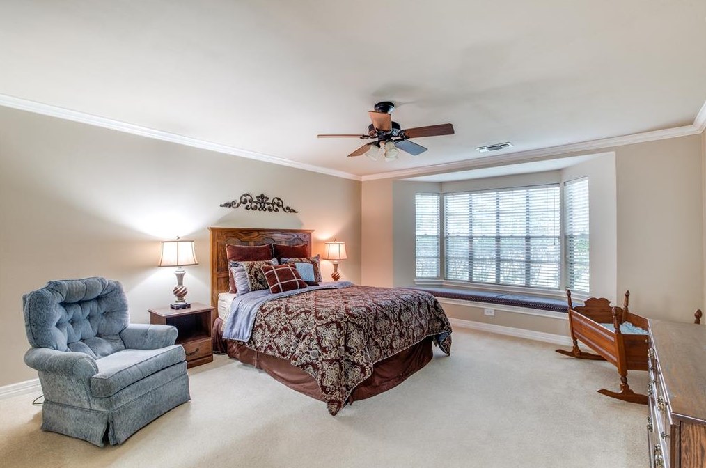 10426 Cypresswood Dr, Houston TX  77070-2807 exterior