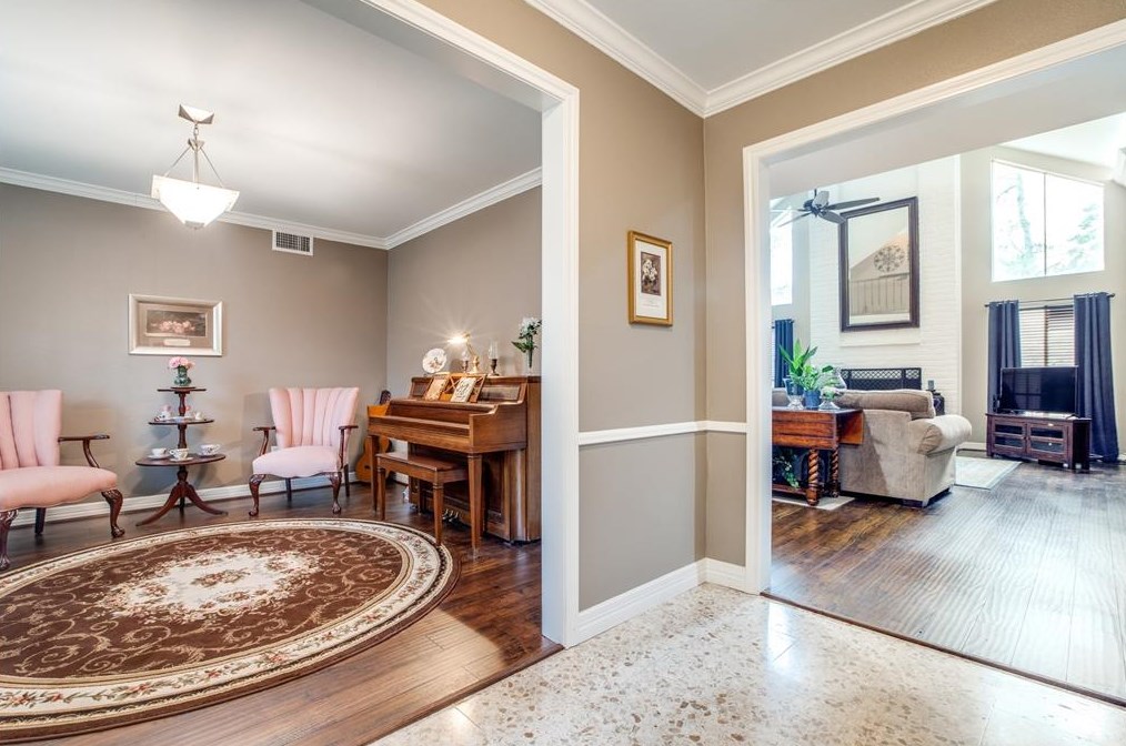 10426 Cypresswood Dr, Houston TX  77070-2807 exterior