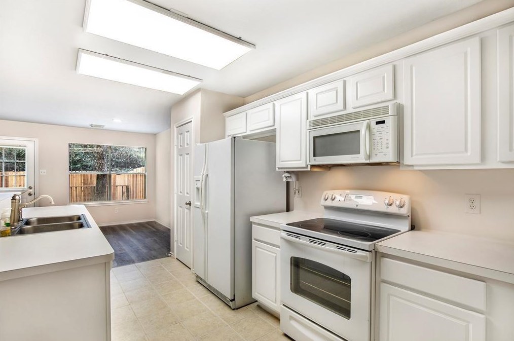 230 Walden Elms Cir, Spring TX  77382-4211 exterior