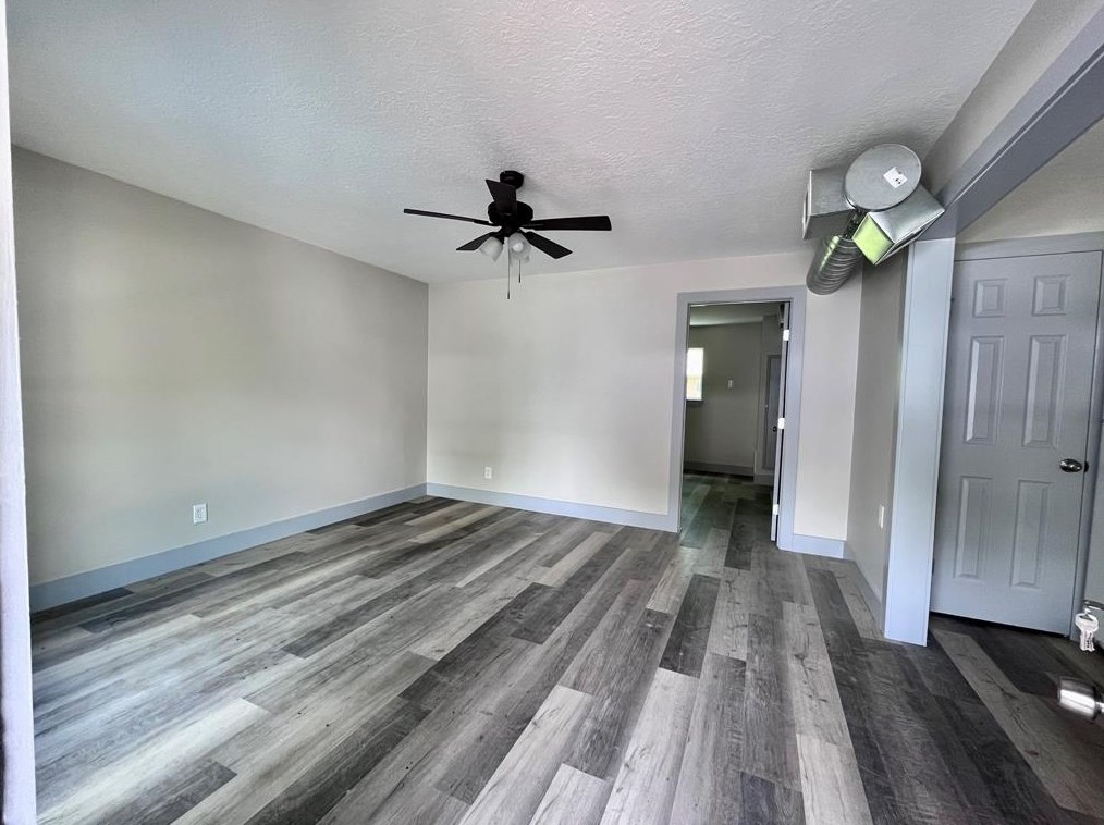 8335 Bonner Dr, Houston, TX 77017-4748