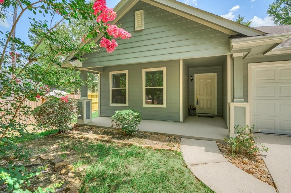 10 Druids Glen Pl, Spring TX  77382-5414 exterior