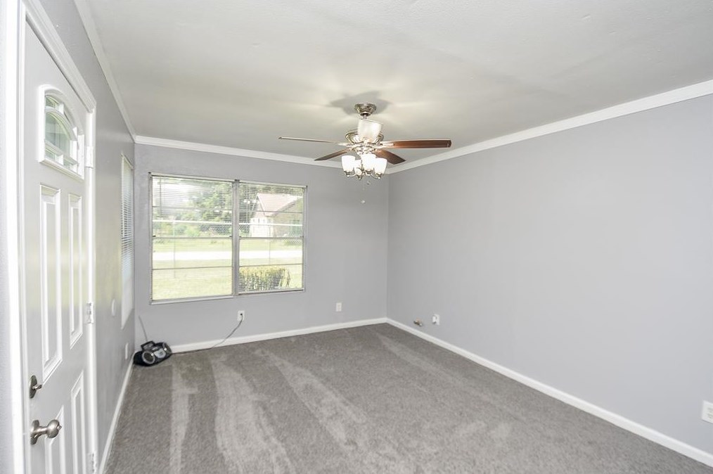 7502 Fawnridge Dr, Houston, TX 77028-1318