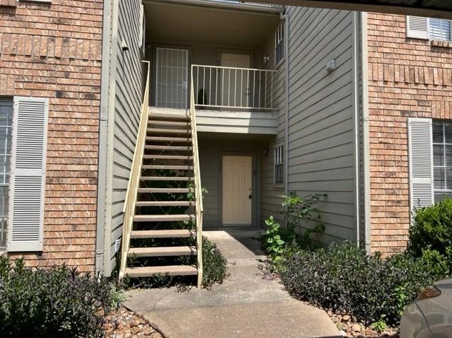 10615 Briar Forest Dr Apt 405, Houston, TX 77042