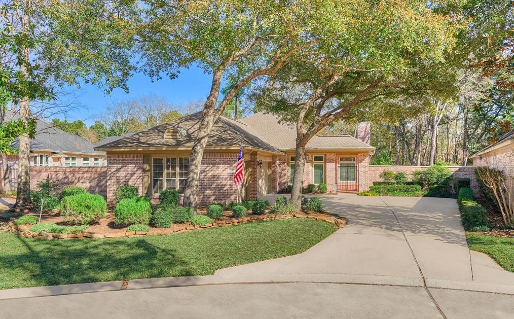 10 Highland Green Pl, Spring, TX 77381-6341