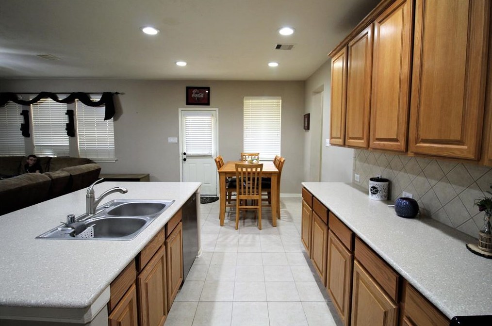21703 Colter Stone Dr, Spring TX  77388-6905 exterior