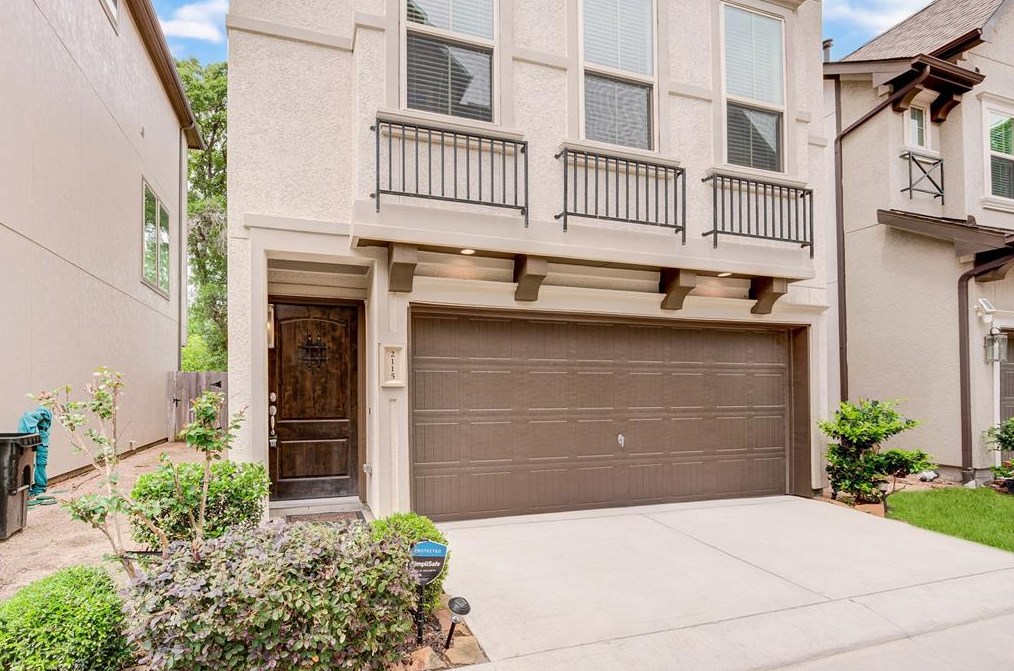 2115 Paul Quinn St, Houston, TX 77091-5437