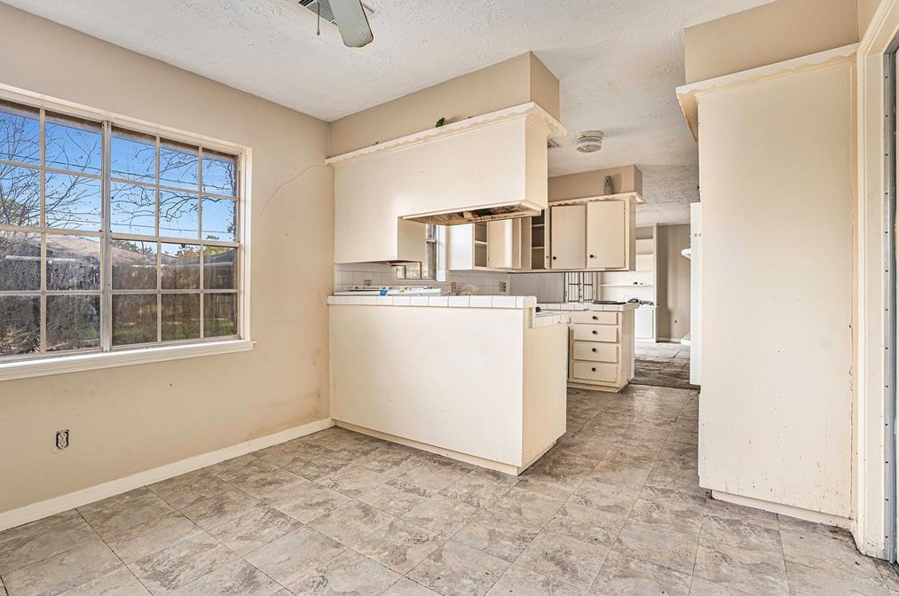8319 Springtime Ln, Houston TX  77075-4741 exterior