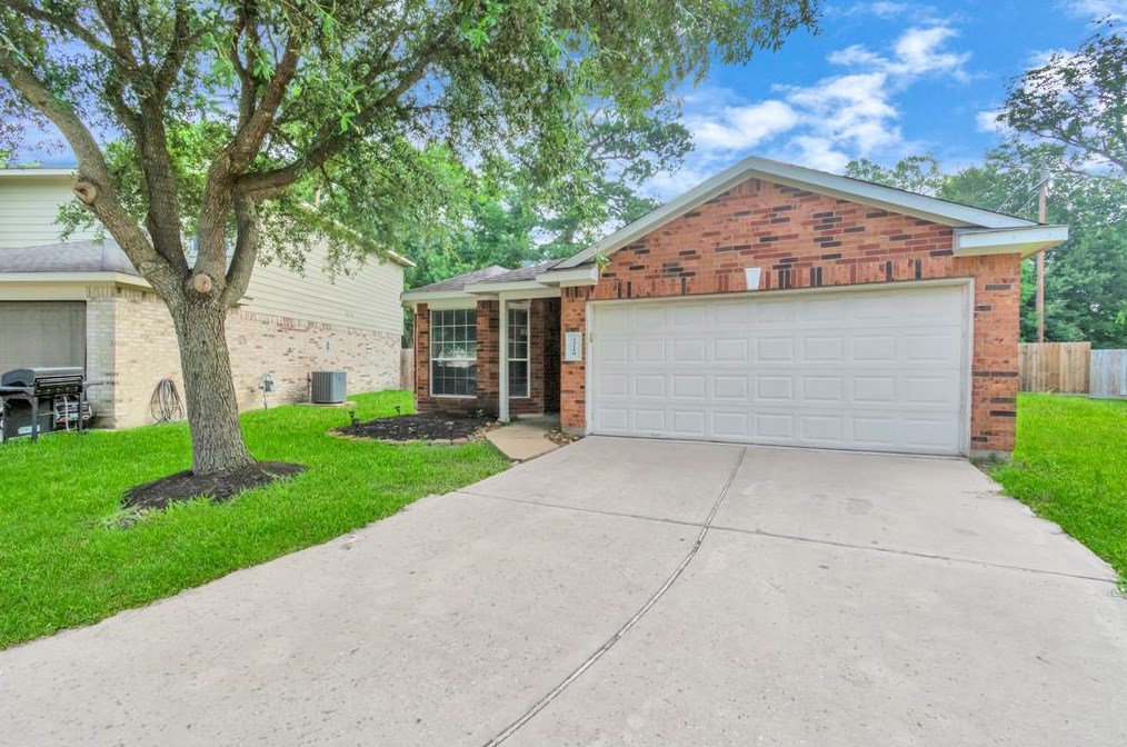 23110 Postwood Oaks Dr, Spring, TX 77373