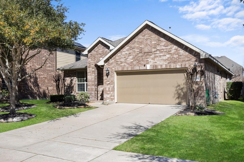 20722 S Blue Hyacinth Dr, Cypress, TX 77433