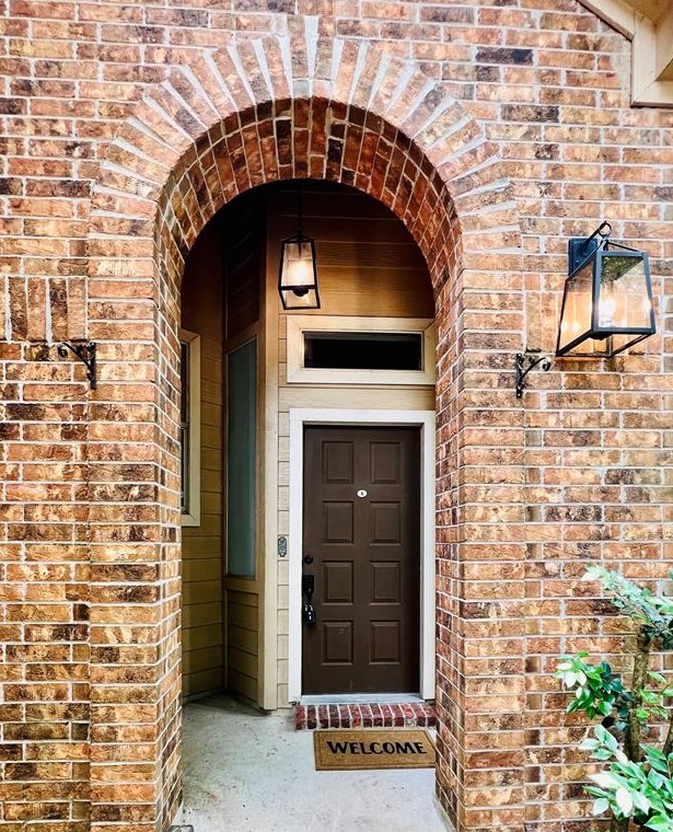5 Spurwood Ct, Spring, TX 77381-3575