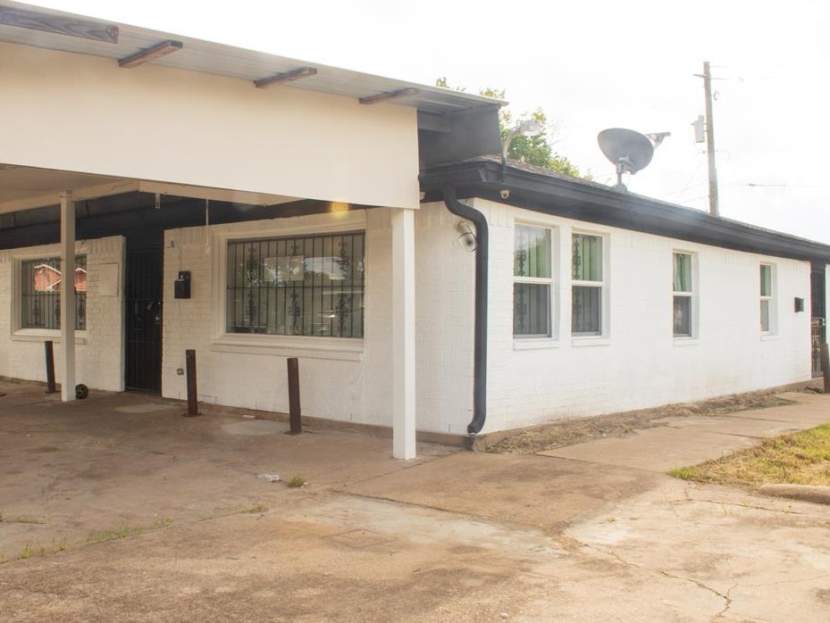 5302 Anzio Rd #a, Houston, TX 77033