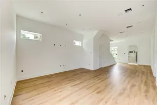 9005 Noel St, Houston, TX 77033 - Photo 6