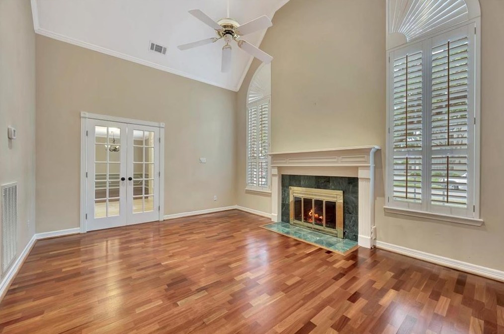 14814 Evergreen Rdg Way, Houston TX  77062-2335 exterior