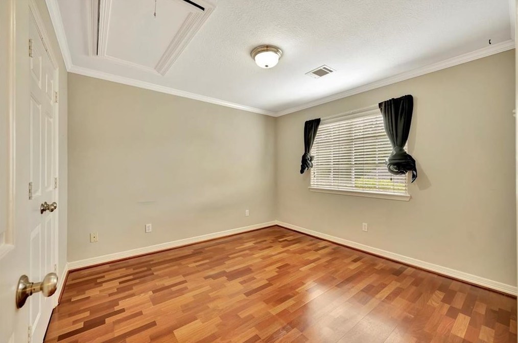 14814 Evergreen Rdg Way, Houston TX  77062-2335 exterior