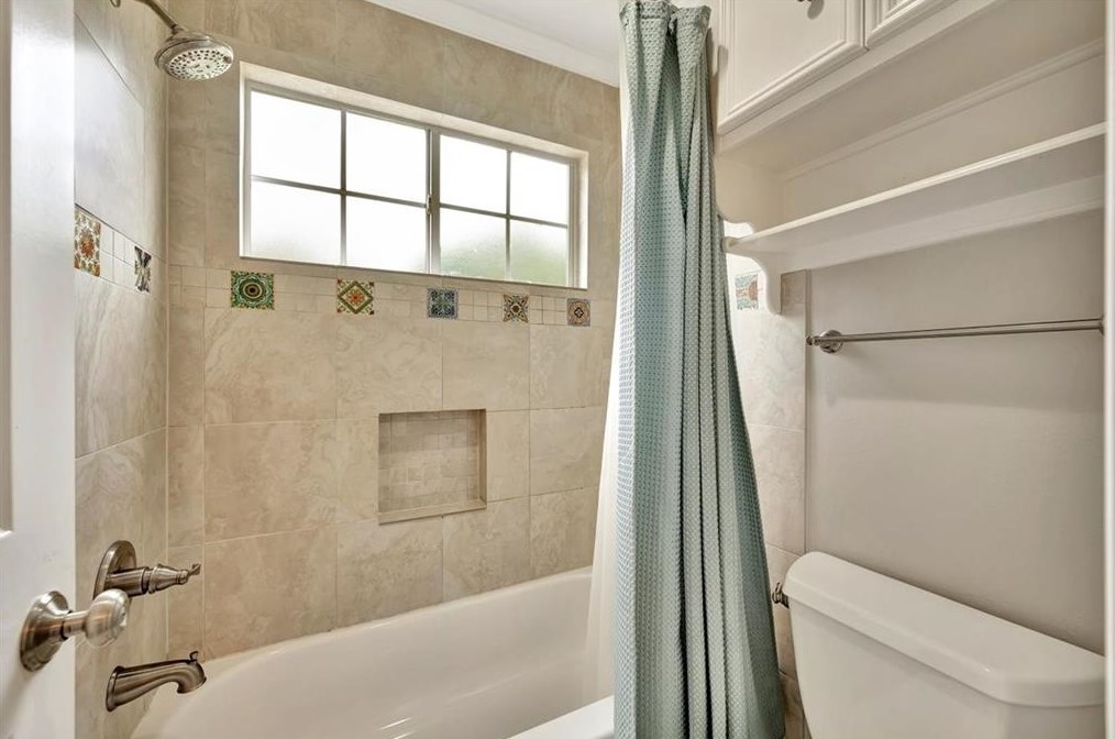 14814 Evergreen Rdg Way, Houston TX  77062-2335 exterior