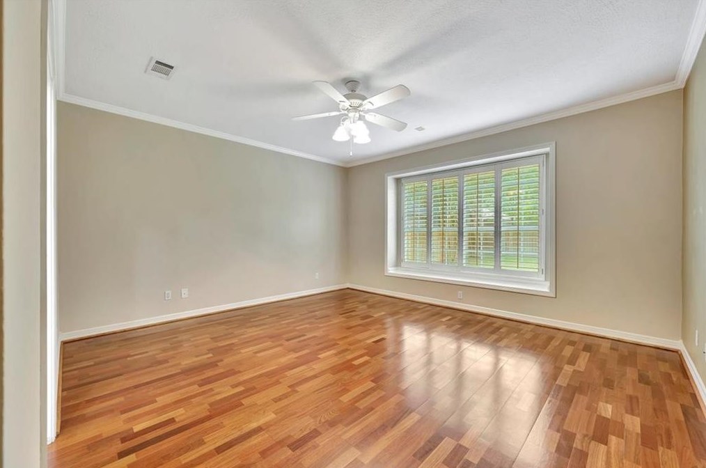 14814 Evergreen Rdg Way, Houston TX  77062-2335 exterior