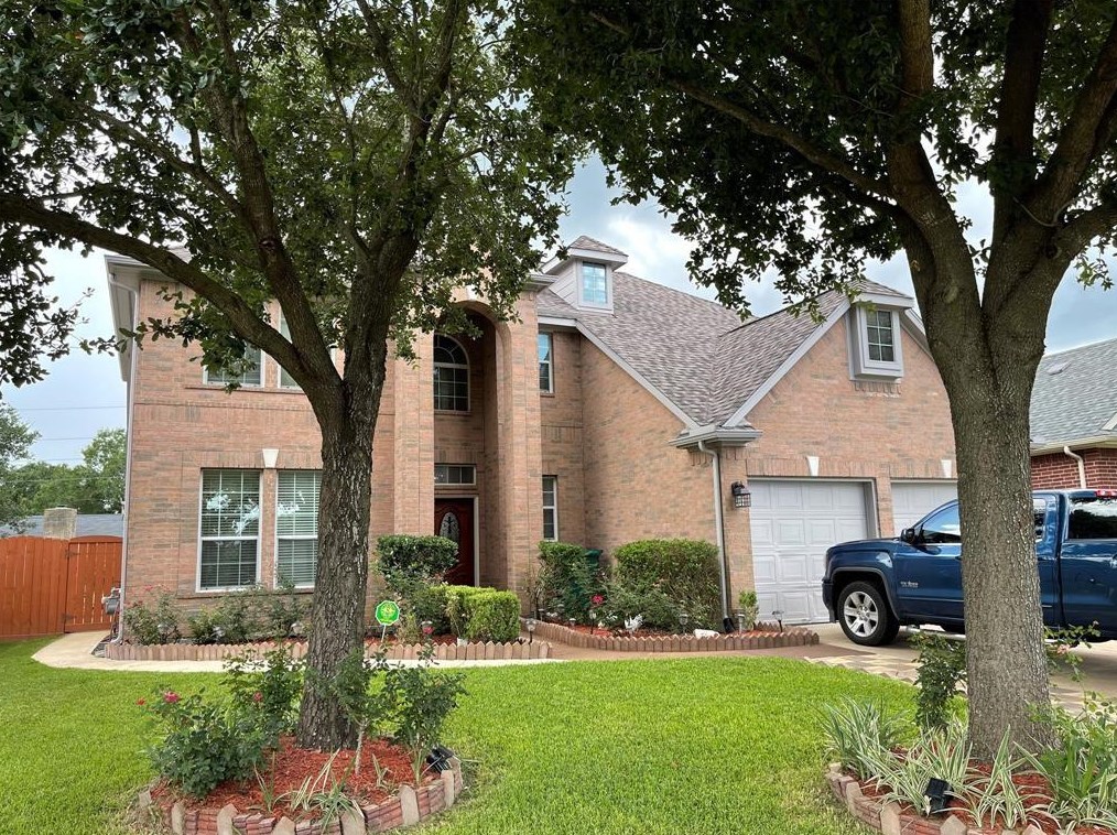 16207 Saxon Hollow Ln, Houston, TX 77084
