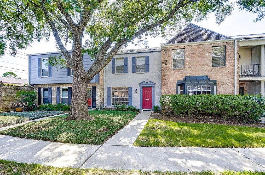 14129 Misty Meadow Ln, Houston, TX 77079-3155