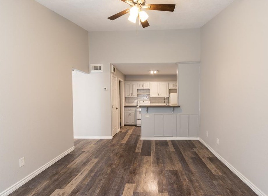 3900 Woodchase Dr Apt 166, Houston, TX 77042