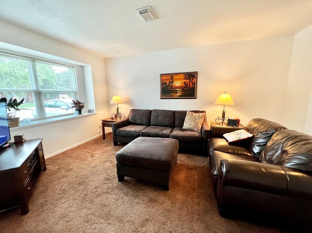 1818 8th St, Jones Creek, TX 77541-5004