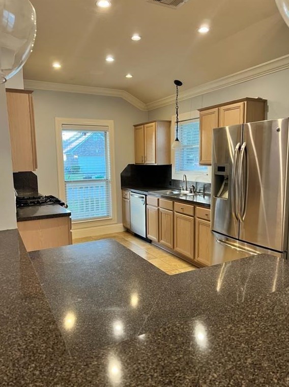 9022 Durham Manor Ln, Houston, TX 77075