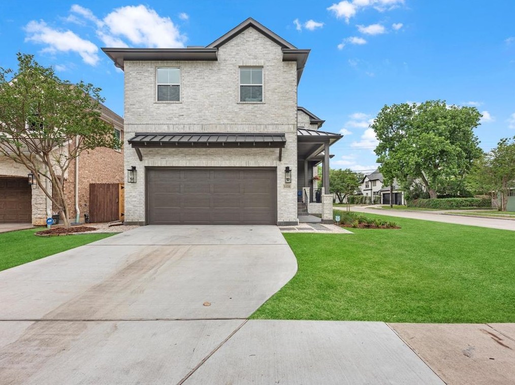 5125 Chestnut St, Bellaire, TX 77401