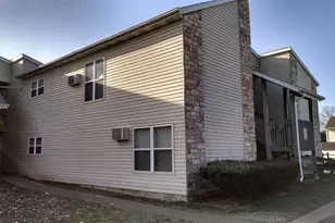 170 E 2nd St, Other, OH 44864 - Photo 2