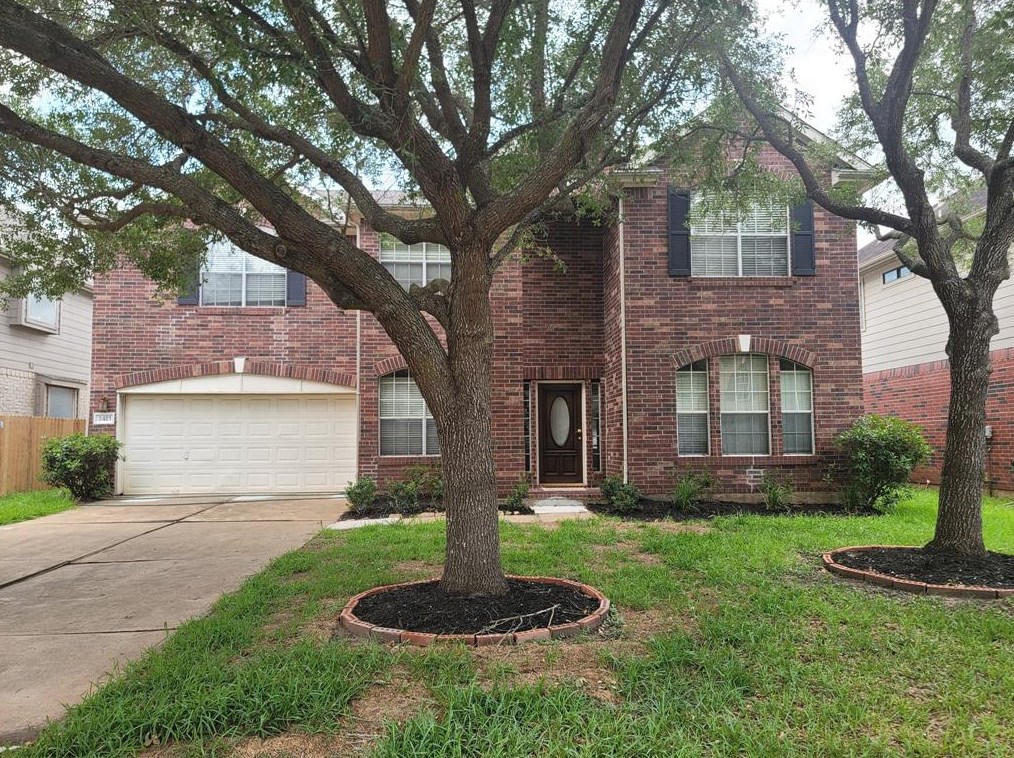 2423 Waterwood Dr, Sugar Land, TX 77479